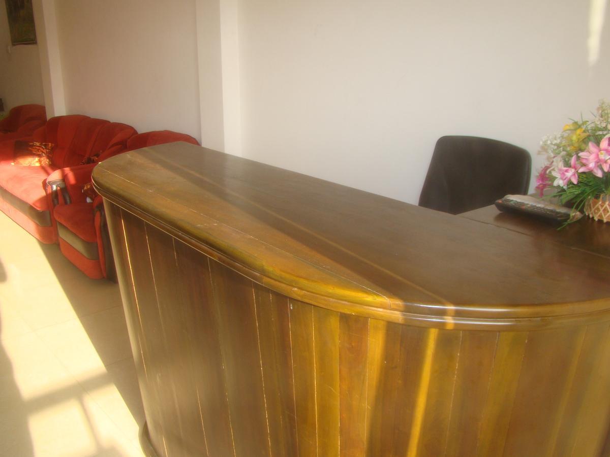 Down Town Hotel Ponnarankulama Экстерьер фото